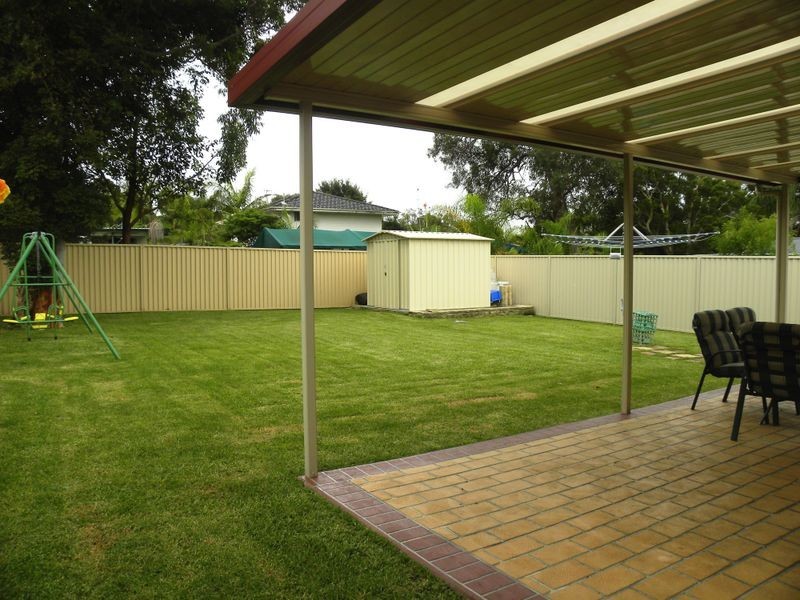 11 Danbury Avenue, Gorokan NSW 2263