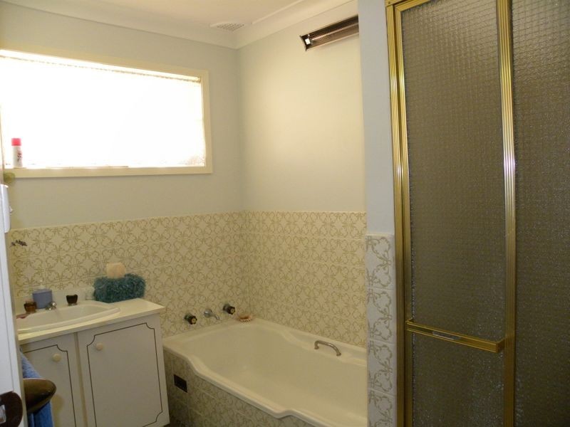 3 Rockleigh Street, Wyong NSW 2259