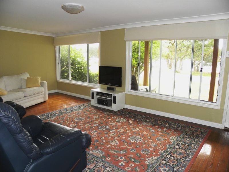 27 South Tacoma Road, Tacoma South NSW 2259