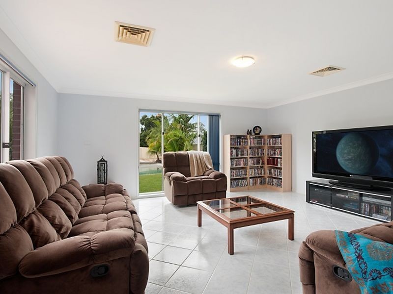 9 Skye Close, Hamlyn Terrace NSW 2259