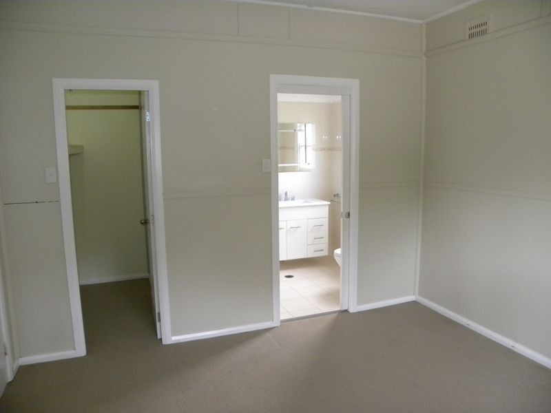 20 Pollock Avenue, Wyong NSW 2259