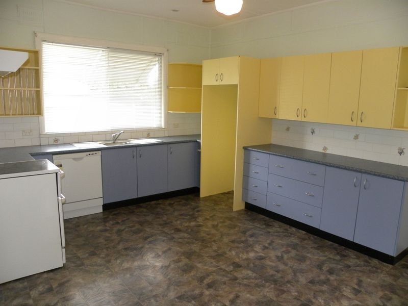 20 Pollock Avenue, Wyong NSW 2259