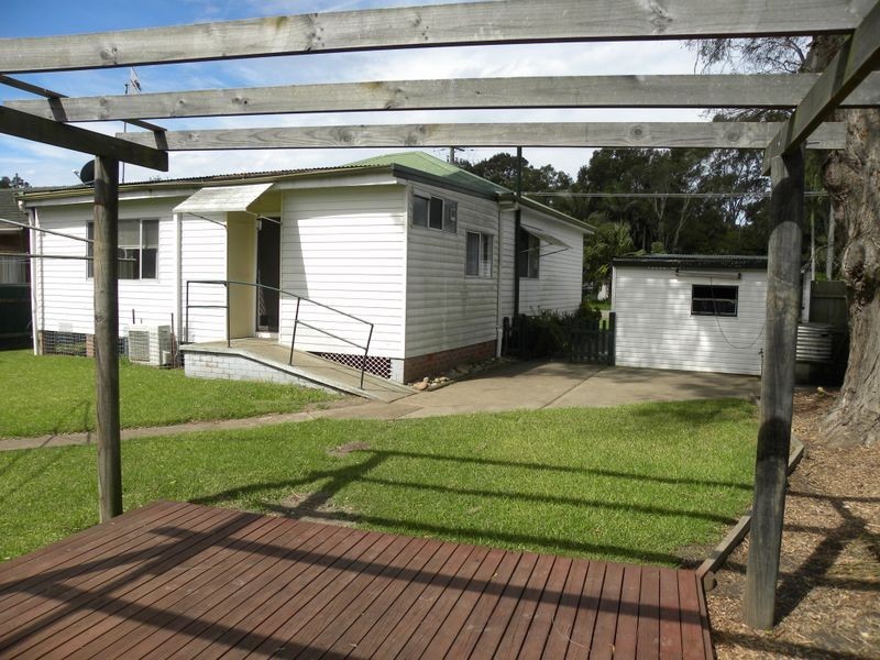 20 Pollock Avenue, Wyong NSW 2259