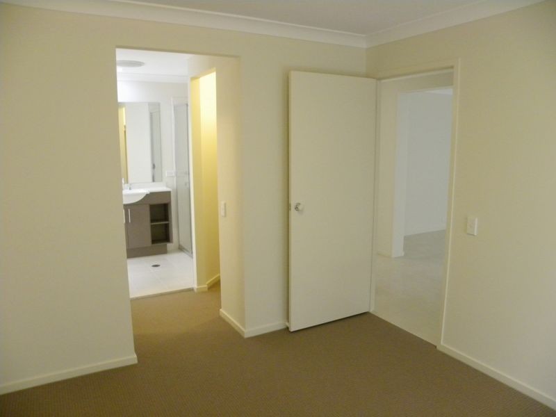 125 Orchid Way, Wadalba NSW 2259