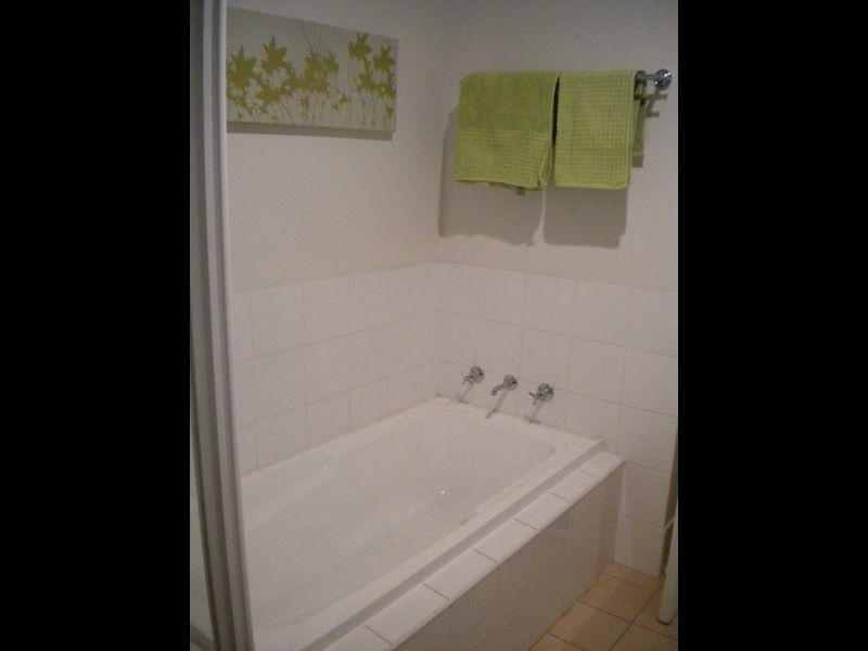 16 Raintree Terrace, Wadalba NSW 2259