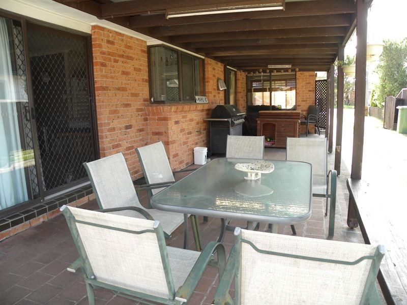 34 Merrendale Avenue, Gorokan NSW 2263