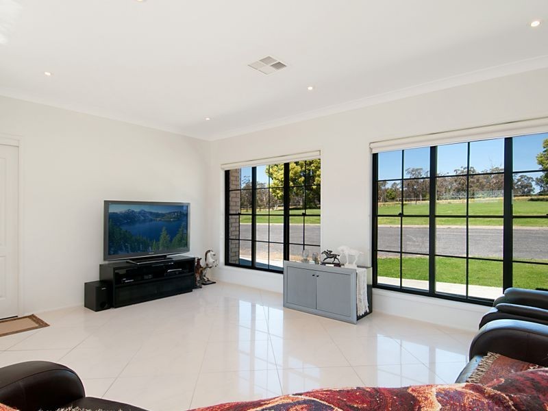140 Hallards Road, Central Mangrove NSW 2250