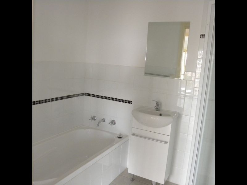 4 Manor Close, Wyong NSW 2259