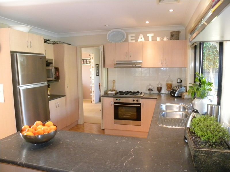 33 Georgia Drive, Hamlyn Terrace NSW 2259