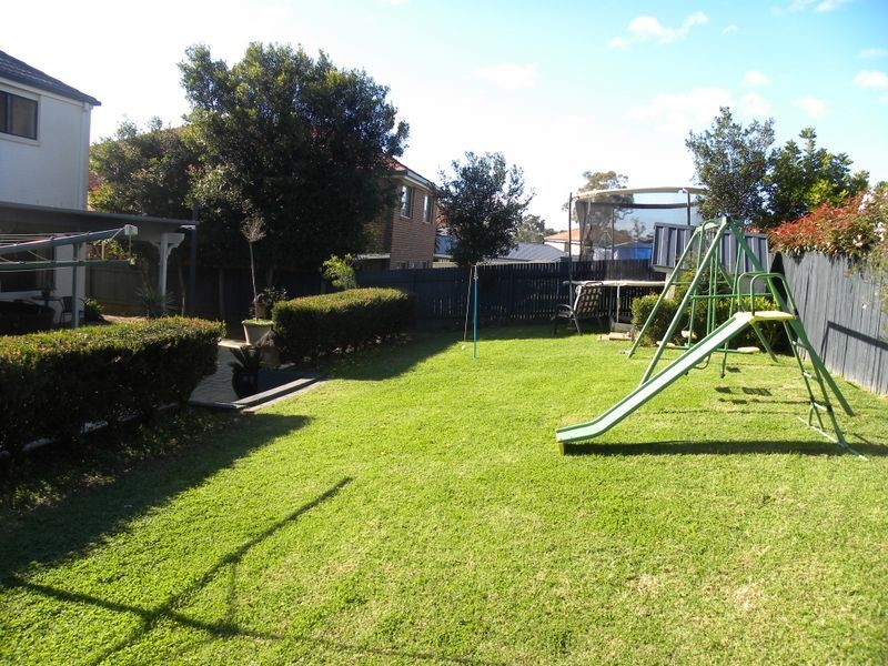 33 Georgia Drive, Hamlyn Terrace NSW 2259