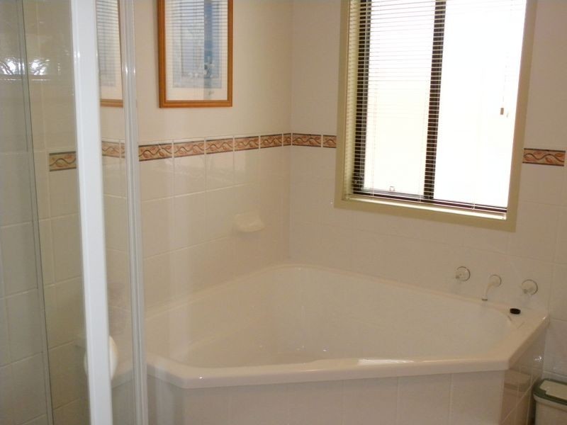 50 Georgia Drive, Hamlyn Terrace NSW 2259