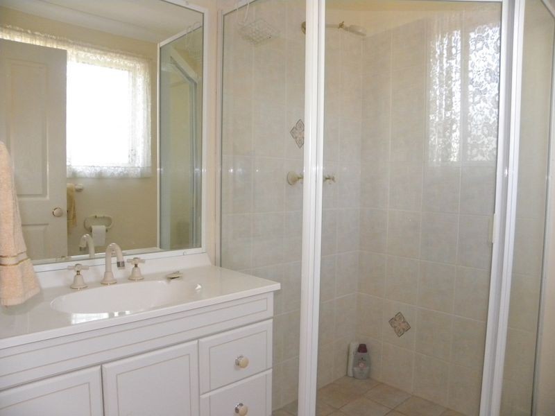 3A Twin Lakes Drive, Lake Haven NSW 2263