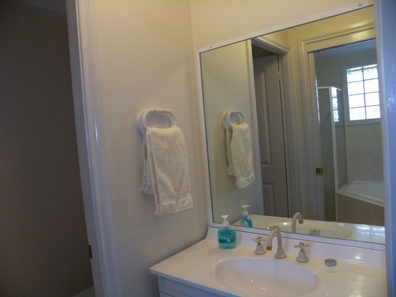 3A Twin Lakes Drive, Lake Haven NSW 2263