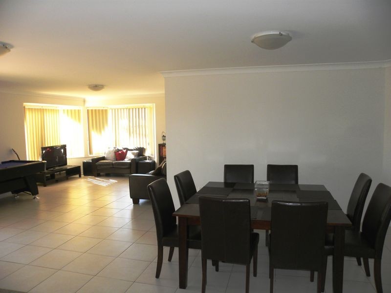 105 Mountain View Drive, Woongarrah NSW 2259
