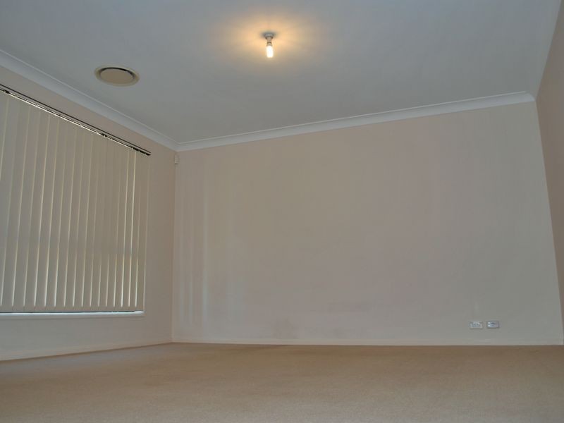 14 Weaver Cres, Watanobbi NSW 2259