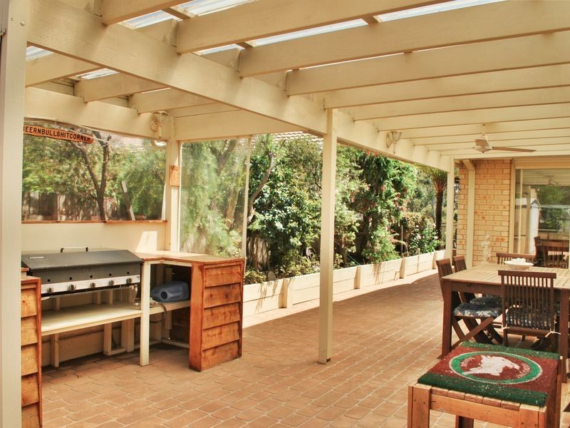 10 De Havilland Circuit, Hamlyn Terrace NSW 2259