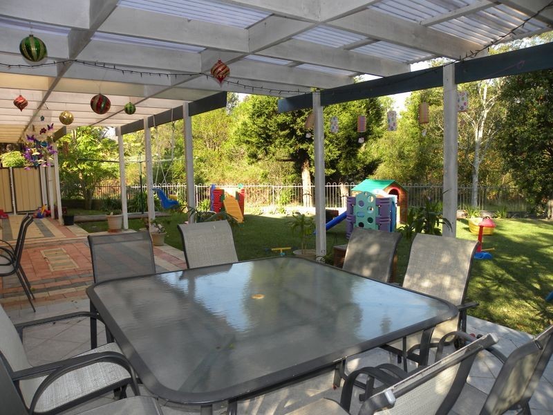 6 Arunta Road, Tuggerah NSW 2259