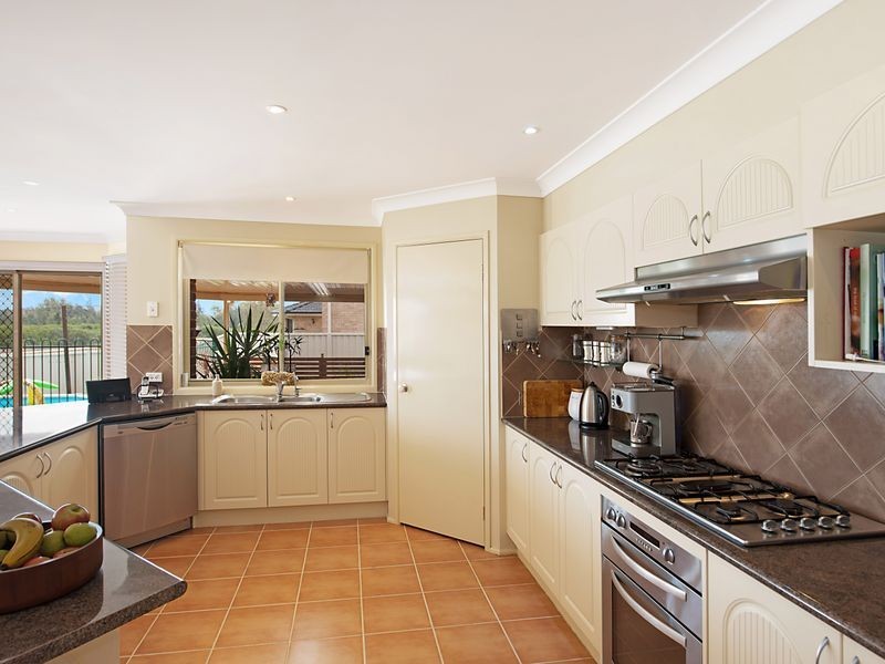 165 Brittania Drive, Watanobbi NSW 2259