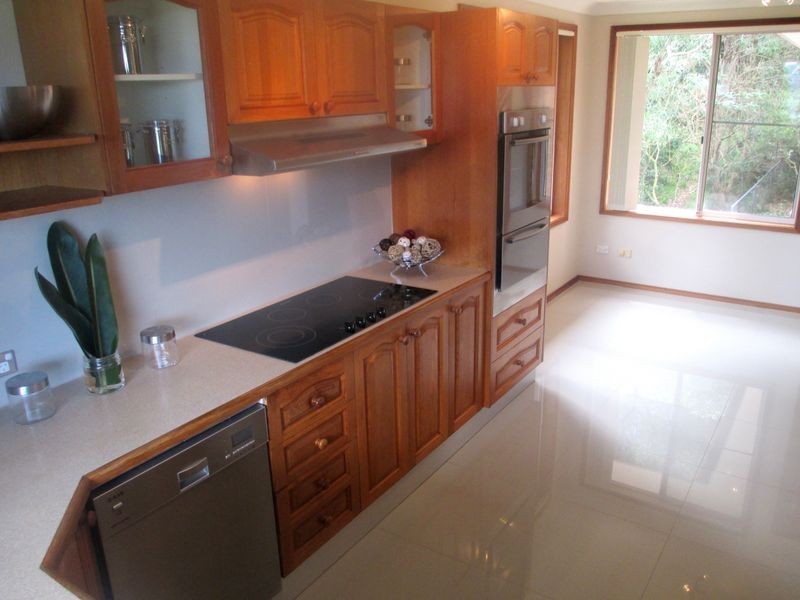5 Page Close, Wyong NSW 2259