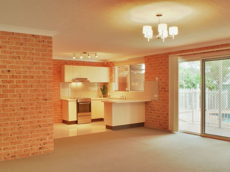5 Page Close, Wyong NSW 2259