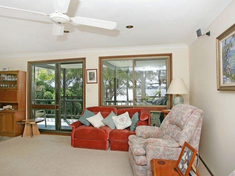 85 Malvina Parade, Lake Haven NSW 2263