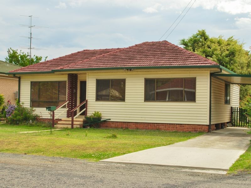 2A Marathon Street, Wyong NSW 2259