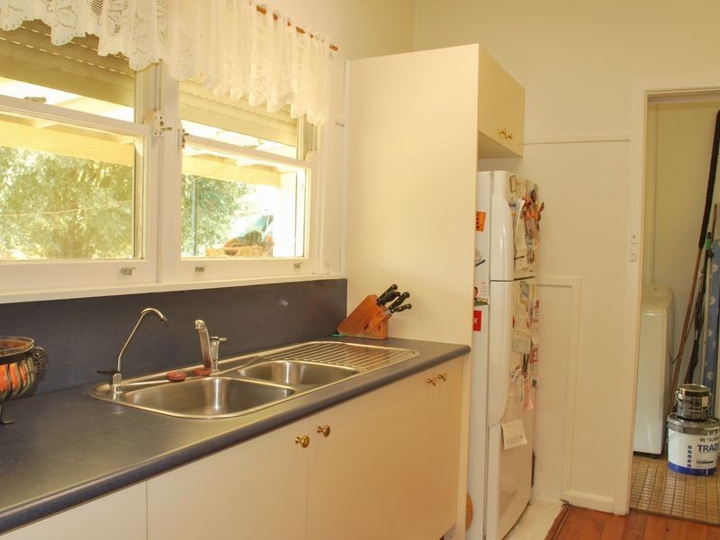 2A Marathon Street, Wyong NSW 2259