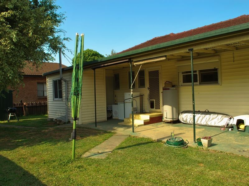 2A Marathon Street, Wyong NSW 2259