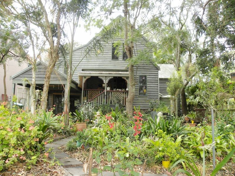 10 Henry Street, Chittaway Point NSW 2261