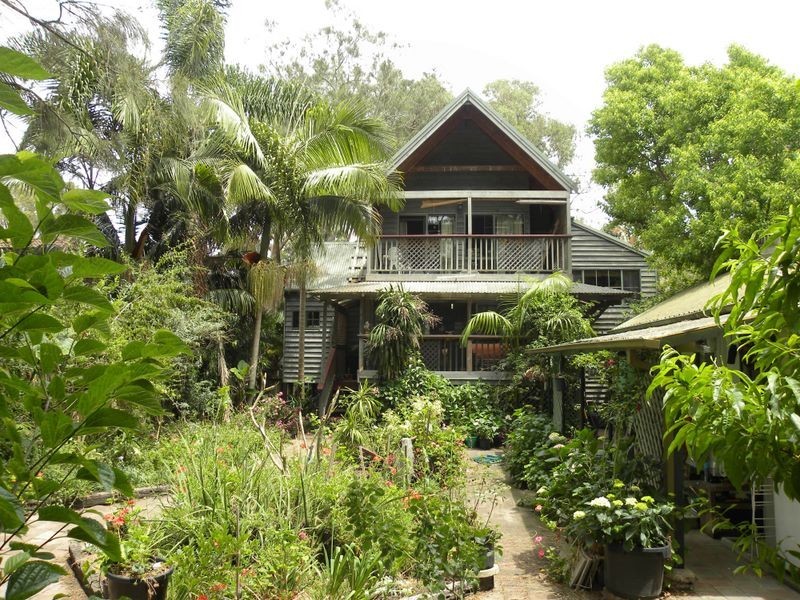 10 Henry Street, Chittaway Point NSW 2261