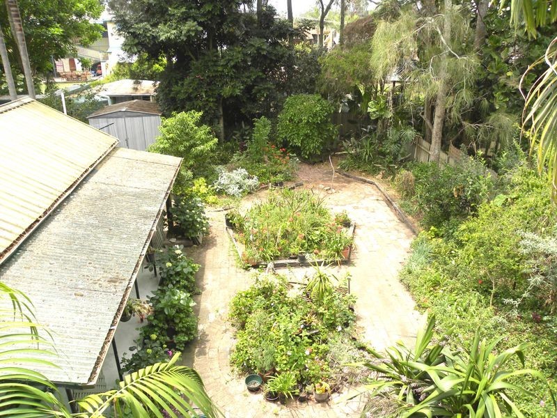 10 Henry Street, Chittaway Point NSW 2261