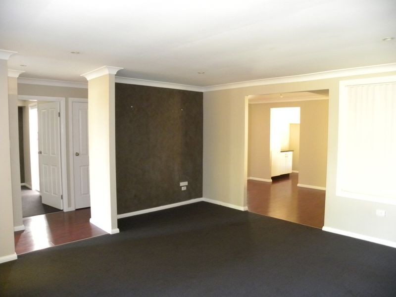 16 Stonehaven Avenue, Watanobbi NSW 2259