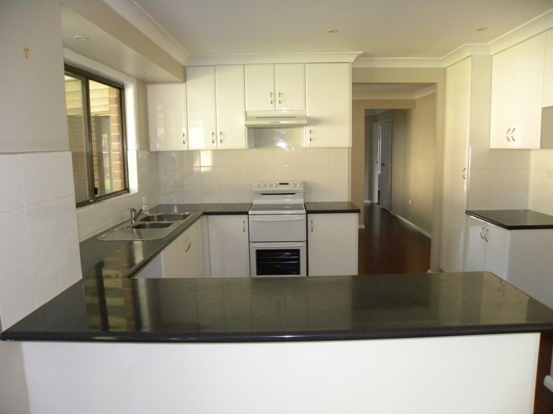 16 Stonehaven Avenue, Watanobbi NSW 2259