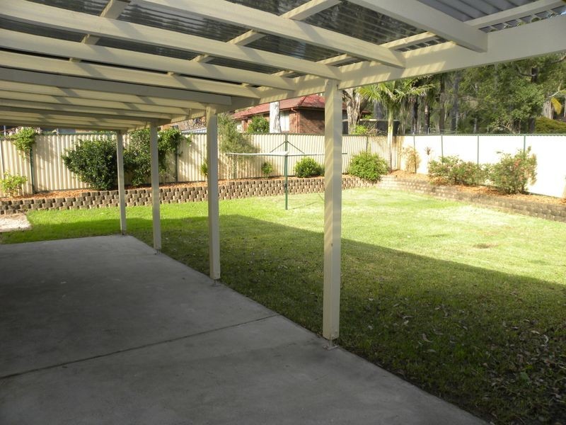 16 Stonehaven Avenue, Watanobbi NSW 2259