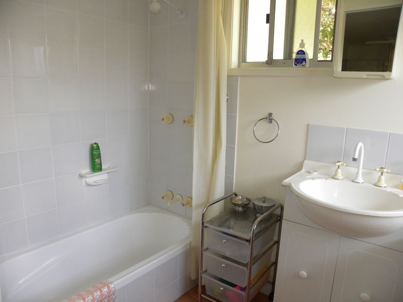 23 and 27a Pollock Avenue, Wyong NSW 2259