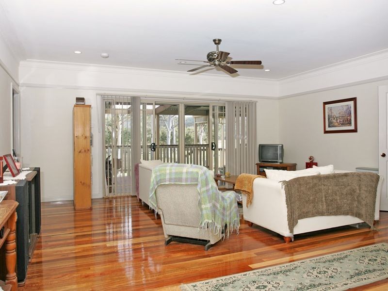 40 Smiths Road, Jilliby NSW 2259