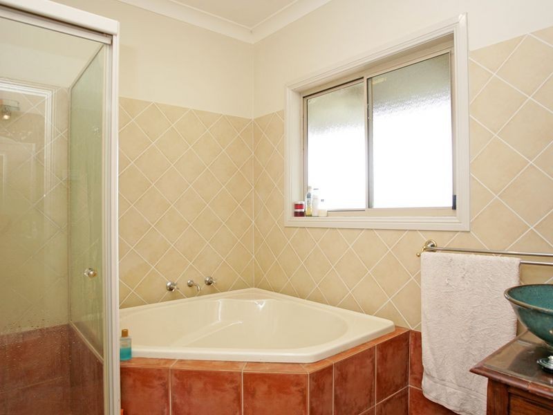 40 Smiths Road, Jilliby NSW 2259