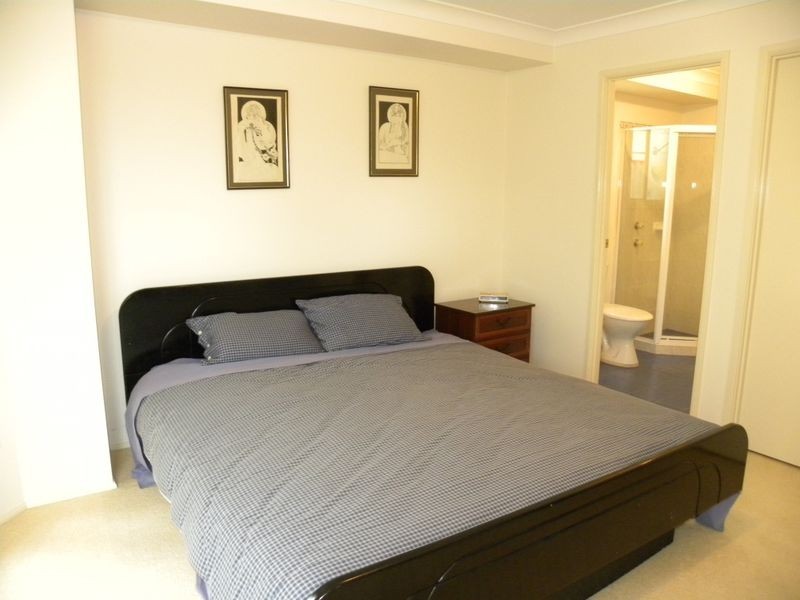 135 Brittania Drive, Watanobbi NSW 2259