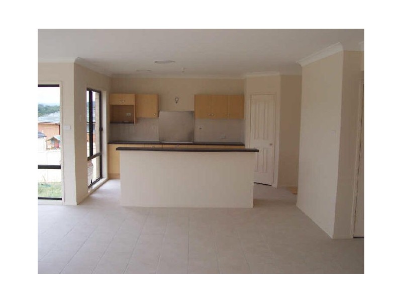 14 Weaver Cres, Watanobbi NSW 2259