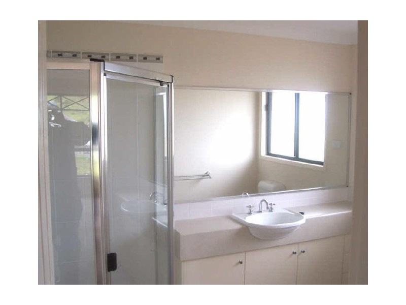 14 Weaver Cres, Watanobbi NSW 2259