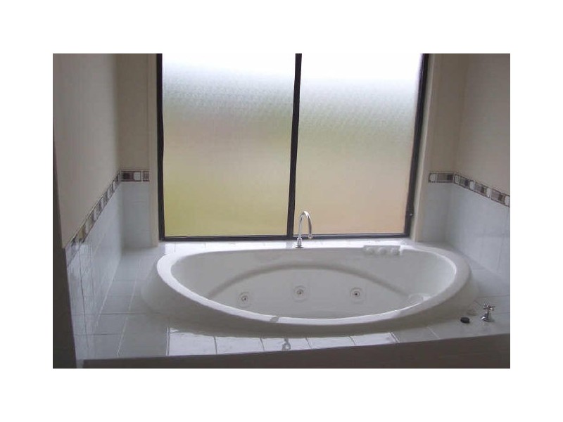 14 Weaver Cres, Watanobbi NSW 2259