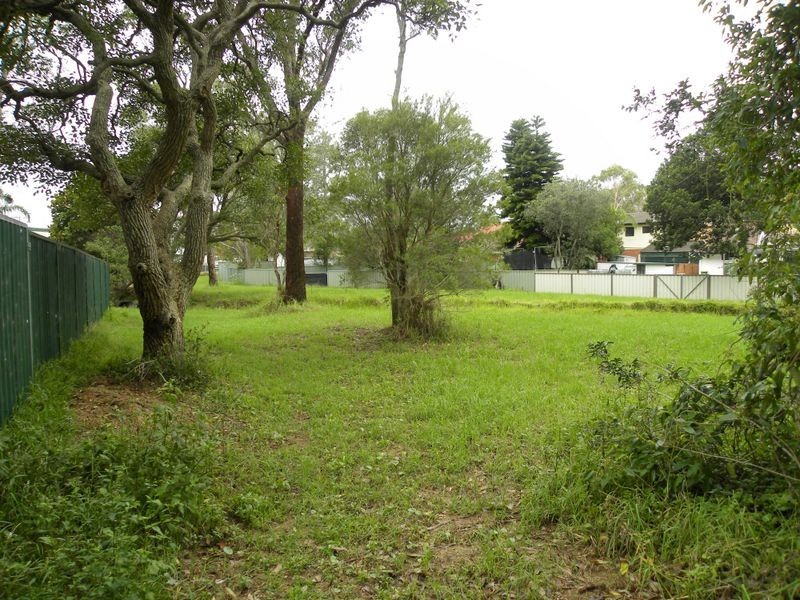 1 Coolabah Road, Wyongah NSW 2259