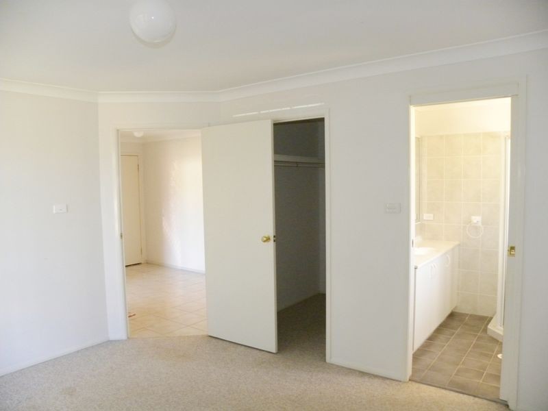 14 Foxtail Crescent, Woongarrah NSW 2259