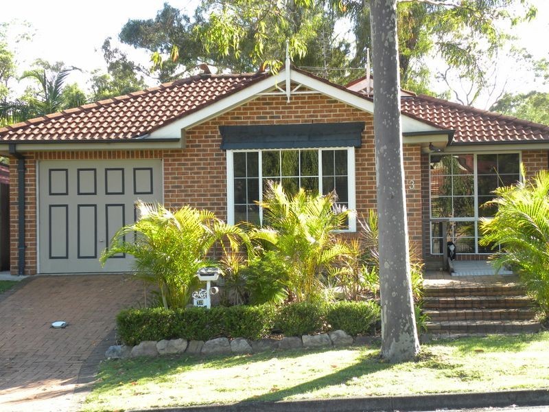 13 Tonkiss Street, Tuggerah NSW 2259