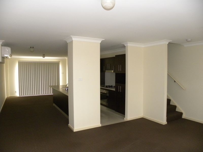 2/2a Nicole Close, Watanobbi NSW 2259