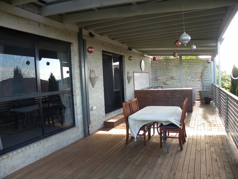 265 Johns Road, Wadalba NSW 2259