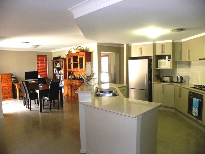 7 Merimbula Place, Woongarrah NSW 2259