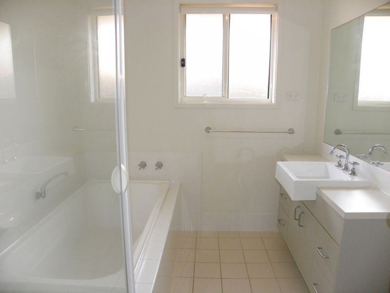 71 Clydesdale Street, Wadalba NSW 2259