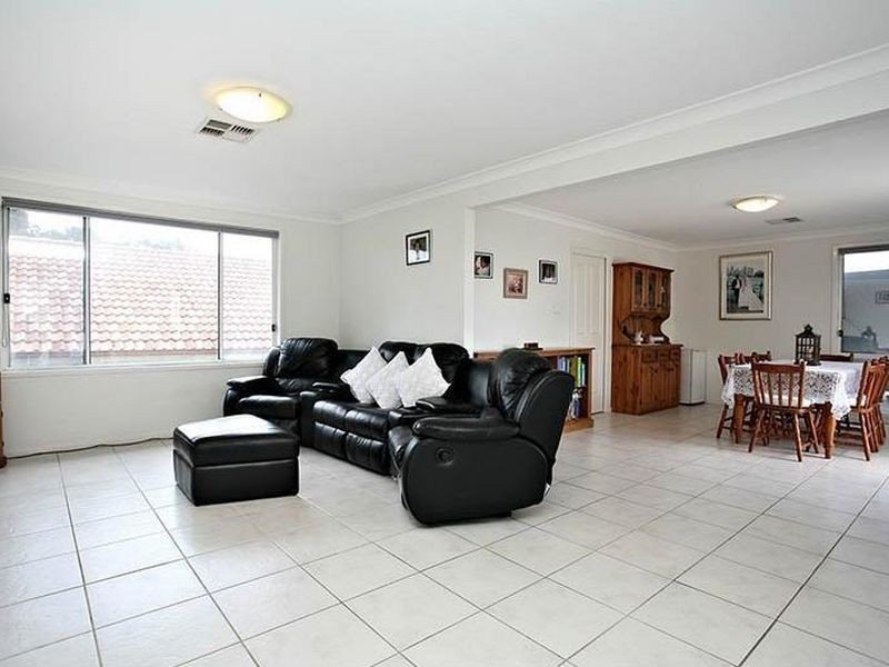 273 Johns Road, Wadalba NSW 2259