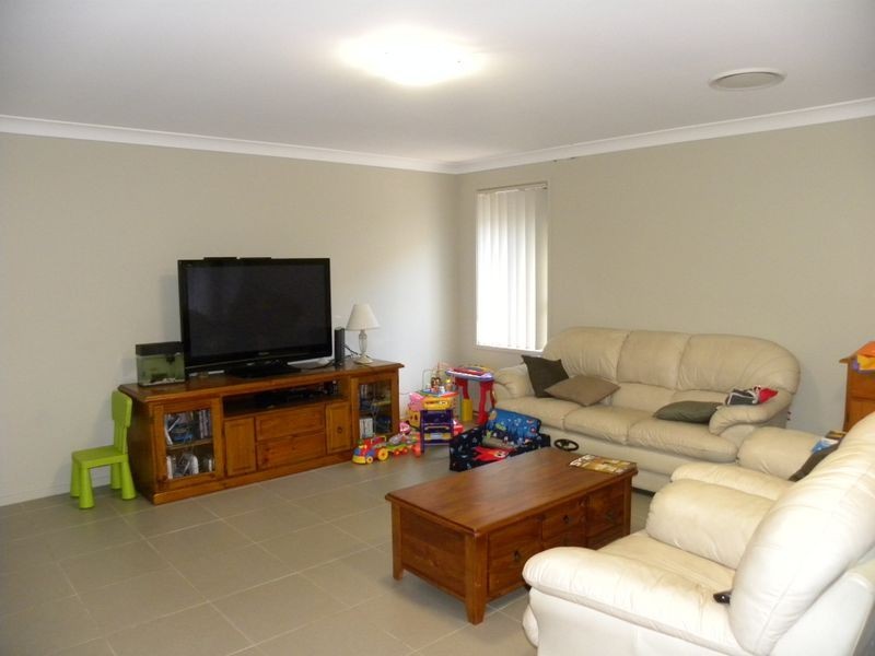 4 Narran Road, Woongarrah NSW 2259